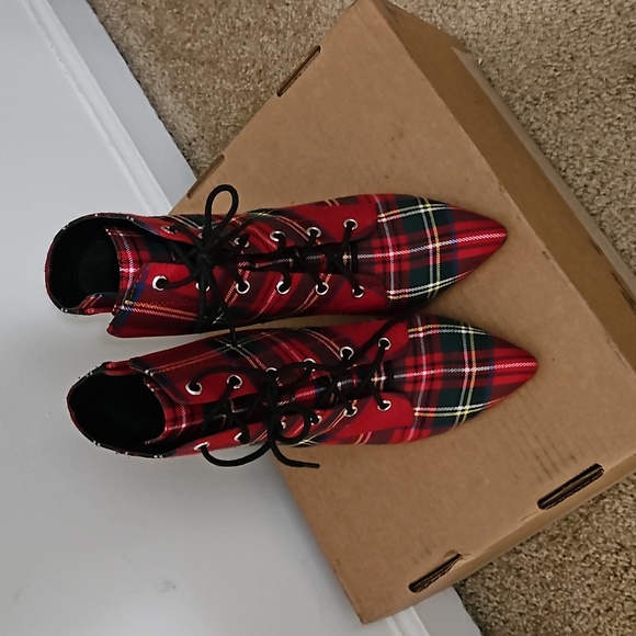 Gianni Bini Shoes - Gianni Bini, multi-colored, Size 7, boots